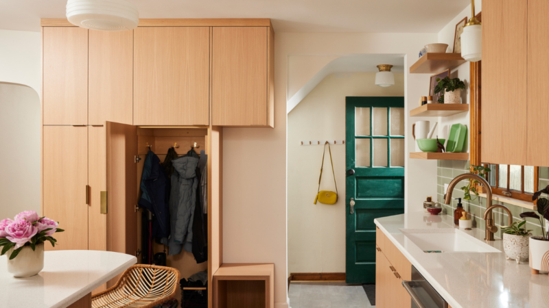 Custom Kitchen Storage Ideas That Make Everyday Living Easier